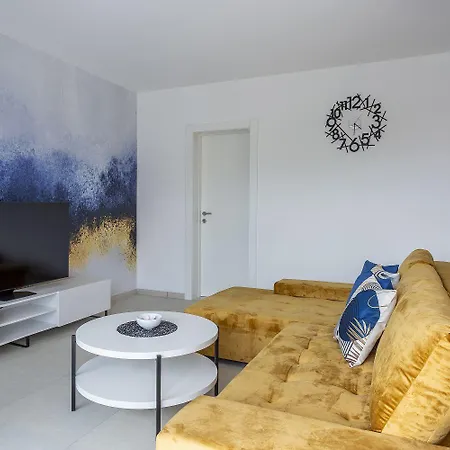 Bezauberndes 100 Meter Zum Sandstrand Mit Meerblick, Jacuzzi, Bbq Appartamento *