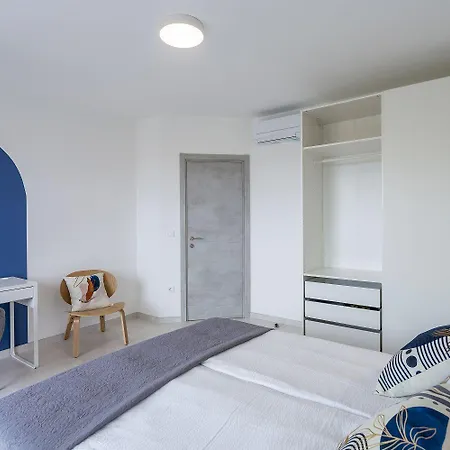 Bezauberndes 100 Meter Zum Sandstrand Mit Meerblick, Jacuzzi, Bbq